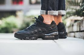The Stealthy Nike Air Max 95 Essential Triple Black Kicksonfire Com Nike Air Max 95 Nike Air Max Nike Fashion