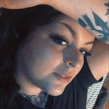 Are there taxis in Beaver Falls and what are their contact numbers?