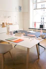 The place boasts a modern the place boasts a modern scandinavian style that is simple, fresh, bright and open, mainly due to all that white. 55 Awesome And Subtle Home Office Scandinavian Design Ideas Home Office Design Office Interior Design Cheap Office Furniture