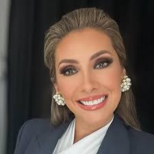 Katrina Campins (@TheCampins)