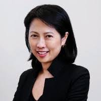 Maureen Parry's Instagram, Twitter & Facebook