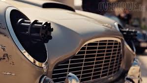 Les frères andrew et garrett foster sont des pilotes d'exception, mais aussi des voleurs d'exception. Cars And Bikes Of James Bond 007 No Time To Die Overdrive