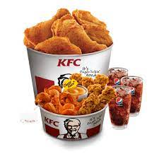 15 pieces of chicken, 8 pieces of hot & spicy prawns, whipped potato, drink. Harga Kfc Bucket Berganda Senarai Harga Makanan Di Malaysia