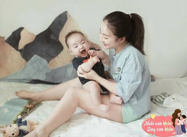 Nuôi dạy đứa trẻ là thiên tài ngôn ngữ không khó, mẹ dùng ngay 6 mẹo từ chuyên gia