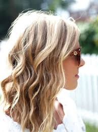 Beachy Waves Loose Curls Loose Beachy Curls For Shoulder Length Hair Loose Curls For Medium Hair Curled Hairstyles For Medium Hair Hair Styles Hair