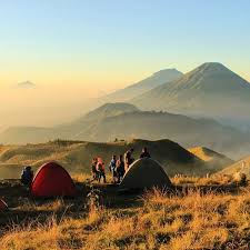 Travel With Bleachmyfilm On Instagram Mount Prau Indonesia I Would Take You Here Teguhkusaini Indonesia Travel Adventure