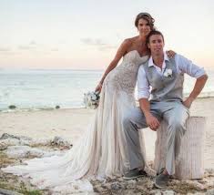 61 Stylish Beach Wedding Groom Attire Ideas Beach Wedding Groom Attire Beach Wedding Groom Beach Wedding Dress