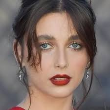 Emma Chamberlain — The Movie Database (TMDB)