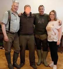 Házasságuk egyezséggel történő lezárását kezdeményezi a bíróságnál mészáros lőrinc és mészárosné kelemen beatrix csilla. Nepszava Megkezdodott Meszaros Lorinc Es Felesege Valopere