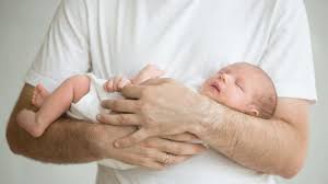 Apa arti mimpi gendong bayi? Arti Mimpi Menggendong Bayi Hati Hati Jika Menggendong Bayi Yang Menangis Ini Pertanda Tafsirnya Tribun Manado