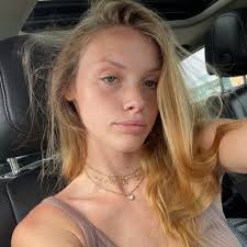 Who can take family photos