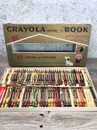 Crayola Crayon Box 1960 S Vintage 72 Crayons And Etsy Crayola Art Crayola Crayons Crayon Box