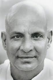 About Us | Ashram De Yoga Sivananda | Classical Yoga | France