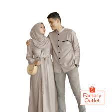 Umumnya, yang membuat kesamaannya adalah motif, warna serta corak yang identik satu dengan yang lainnya. Harga Baju Couple Muslim Terbaik Fashion Muslim Juni 2021 Shopee Indonesia