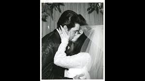 I had so much fun with this scene. Priscilla Presley And Elvis Many Wedding Rings Photos Youtube