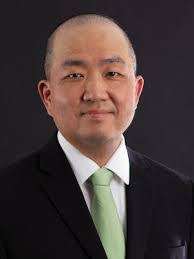 Edward Jung's Instagram, Twitter & Facebook