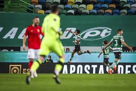 Matheus luiz nunes is a brazilian professional footballer who plays as a midfielder for portuguese club sporting cp. Video O Golo De Matheus Nunes Que Deu A Vitoria Ao Sporting Sobre O Benfica Ja Ao Cair Do Pano I Liga Sapo Desporto