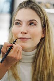 Nora von waldstätten was born in vienna. Ich Glaube Nicht Dass Schonheit Entscheidend Fur Die Karriere Einer Schauspielerin Ist Im Beauty Interview Mit Schauspielerin Nora Waldstatten Journelles