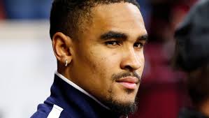 OU football: Jalen Hurts quickly goes into leader mode