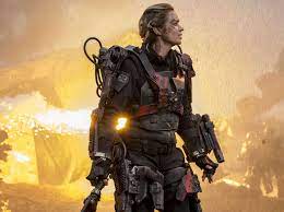 Doug liman directed the film based on a screenplay adapted from the 2004 japanese light novel all you need is kill by hiroshi sakurazaka.the film takes place in a future where most of europe is invaded by. The Edge Of Tomorrow Emily Blunt Workout Writers Lift Too