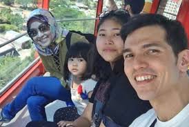 Cerita Cinta, Adrian Maulana dan Dessy Ilsanty