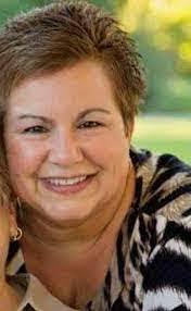 Deborah Darpino's Instagram, Twitter & Facebook