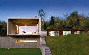 Une Maison D Architecte En Beton Et Acier En Italie Planete Deco A Homes World Maison Darchitecte Architecte Interieur Maison