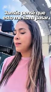 cumplir mi sueño adolescente de fan loca: ver a @alexwaarren 🤯💖 Lo vi, lo  conocí y tengo la foto que mi yo de 15 años habría enmarcado 😂 no lo puedo  creer!!!