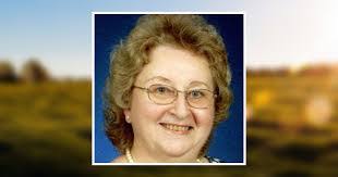 Jillian Dennis's Instagram, Twitter & Facebook