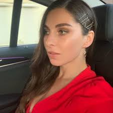 Anna (@anna.l.e.o) • Instagram photos and videos