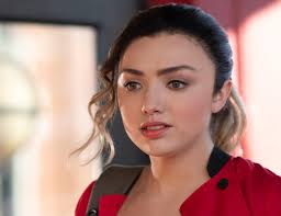 Peyton List, Nicole Kirby in Flashforward