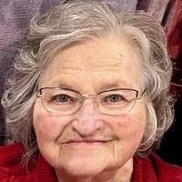 Amanda Mott's Instagram, Twitter & Facebook