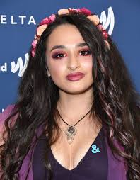 Find the perfect jazz jennings stock photos and editorial news pictures from getty images. Jazz Jennings Style Clothes Outfits And Fashion Celebmafia