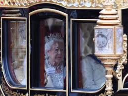 Eleanor nació en el castillo de domfront , normandía c. La Reina De Inglaterra Busca Becario Por Un Salario Inferior Al Minimo En Londres