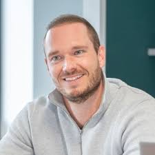 WHOOP! Na twee keer samen het podium te delen in drie maanden is het super  leuk om aan te kondigen dat Axians NL vandaag de samenwerking is aangegaan  met Topsport Community Nederland.