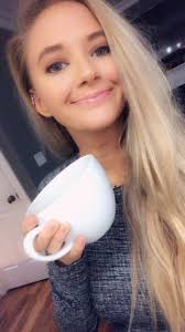 Brenna Bone (@BrennaBone)