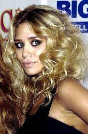 Volume Curls Love The Smokey Eyes This Would Be Hot For A Disco Themed Party Disco Hair 70s Hair Hair Beauty