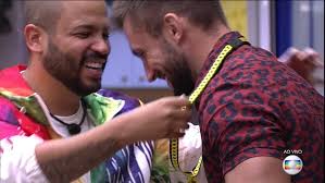 Doing a duo with projota, the brothers had to put together several combos from méqui box at bbb's drive thru during dawn and resisted for more than 6 hours! Arthur E O Segundo Lider Do Bbb21 Prova Do Lider Mcdonald S Gshow