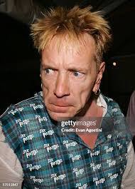 Evan Bright's Instagram, Twitter & Facebook