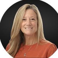 Sue Bunda's Instagram, Twitter & Facebook