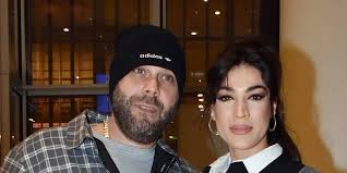 Η έκπληξη του μιχάλη κουινέλη στο καλό μεσημεράκι parapolitika newsroom. Hbh Adamoy Mixalhs Koyinelhs Anoigoyn To Spiti Toys Celebrities Eidhseis