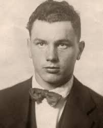 I'm doing a family tree. I'm looking for some ancestors in the Southampton  area. Samuel and Martha Harris who lived in 10 Kingsley Road, Fremantle,  Southampton in 1912 . They had a