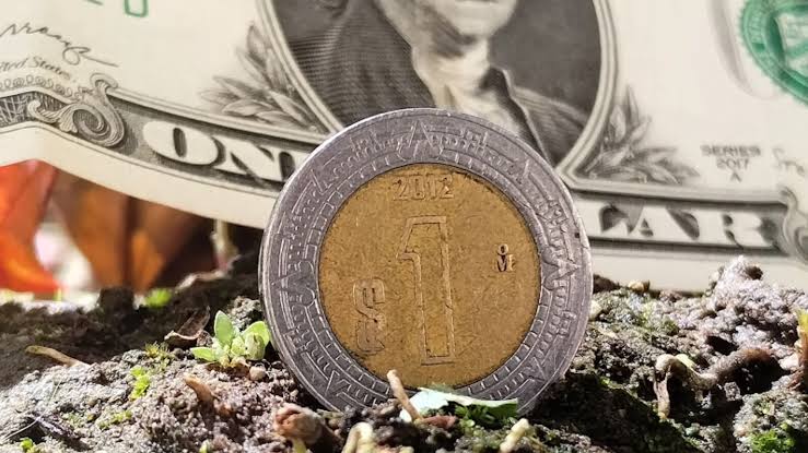 México cierra octubre con atención puesta en el tipo de cambio y la política monetaria