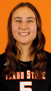 Taylor Burnham's Instagram, Twitter & Facebook