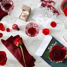 If your wedding anniversary falls during the lockdown period, you must not panic as we have got you covered. 15th Wedding Anniversary Gifts And Ideas