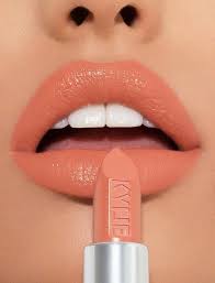 Amore Creme Lipstick In 2020 Creme Lipstick Lip Colors Kylie Lipstick