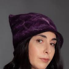 Feito em Vermont/Chapéu CLOCHE DE LÃ ROXA/Pintado à mão