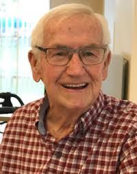 Karl Kirsch's Instagram, Twitter & Facebook