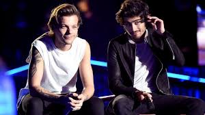Career history tomlinson initially started his career in acting, appearing in the likes of 'waterloo road', until he auditioned for 'the x factor'. Zayn Malik And Louis Tomlinson Of One Direction Spar In Twitter Feud Abc News