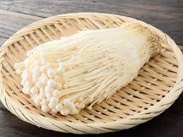 Tiada peraturan yang ada atau garis panduan mengenai sama ada anda sepatutnya atau tidak boleh memberi makan cendawan bayi. Tak Boleh Lagi Dikonsumsi Oleh Pemerintah Ini Sederet Fakta Tentang Jamur Enoki Beauty Journal